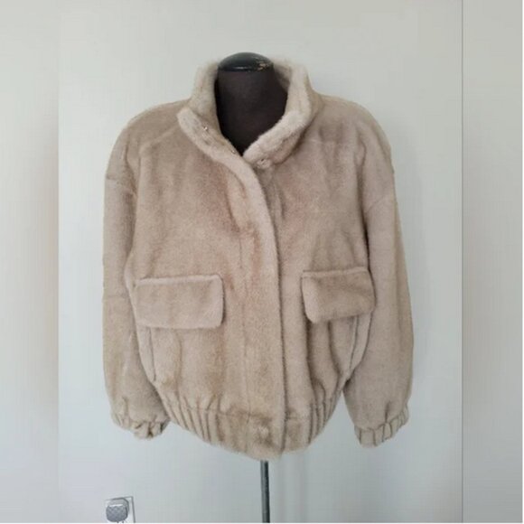 New House Of Harlow Mink Faux Fur Bomber Size M - Picture 3 of 9
